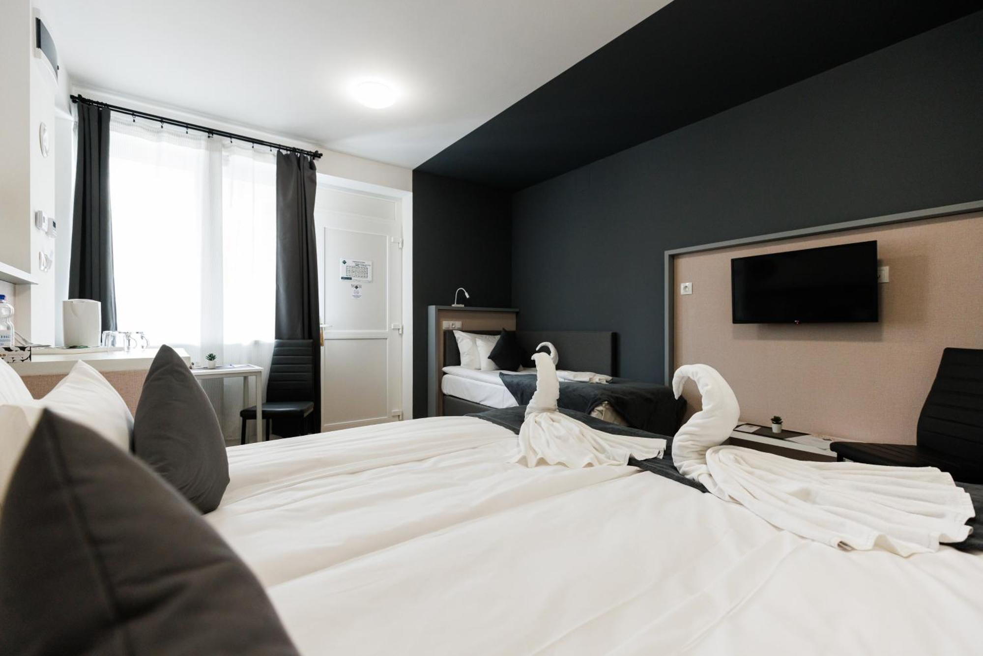 Safari Hotel Segedyn Zewnętrze zdjęcie