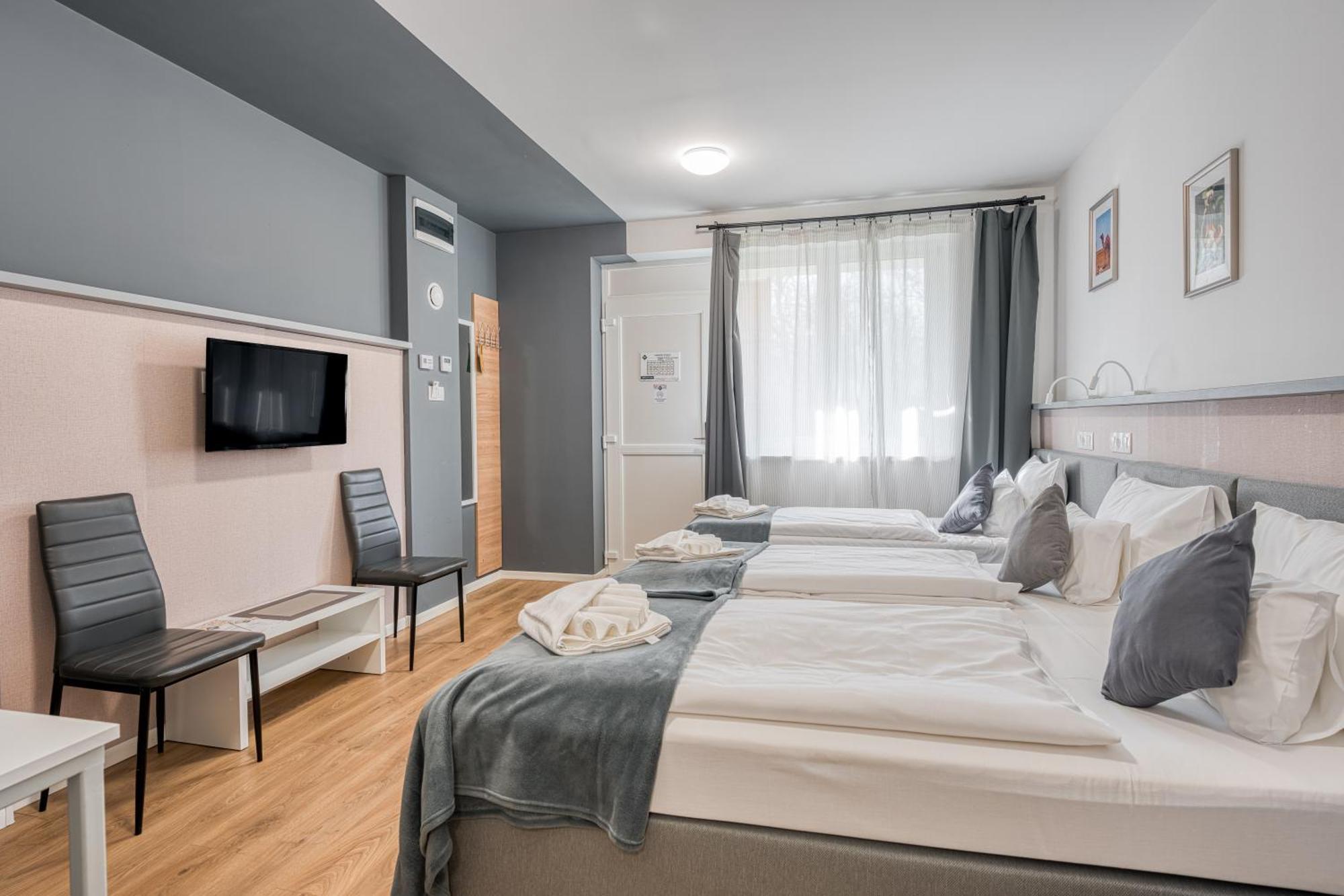 Safari Hotel Segedyn Zewnętrze zdjęcie