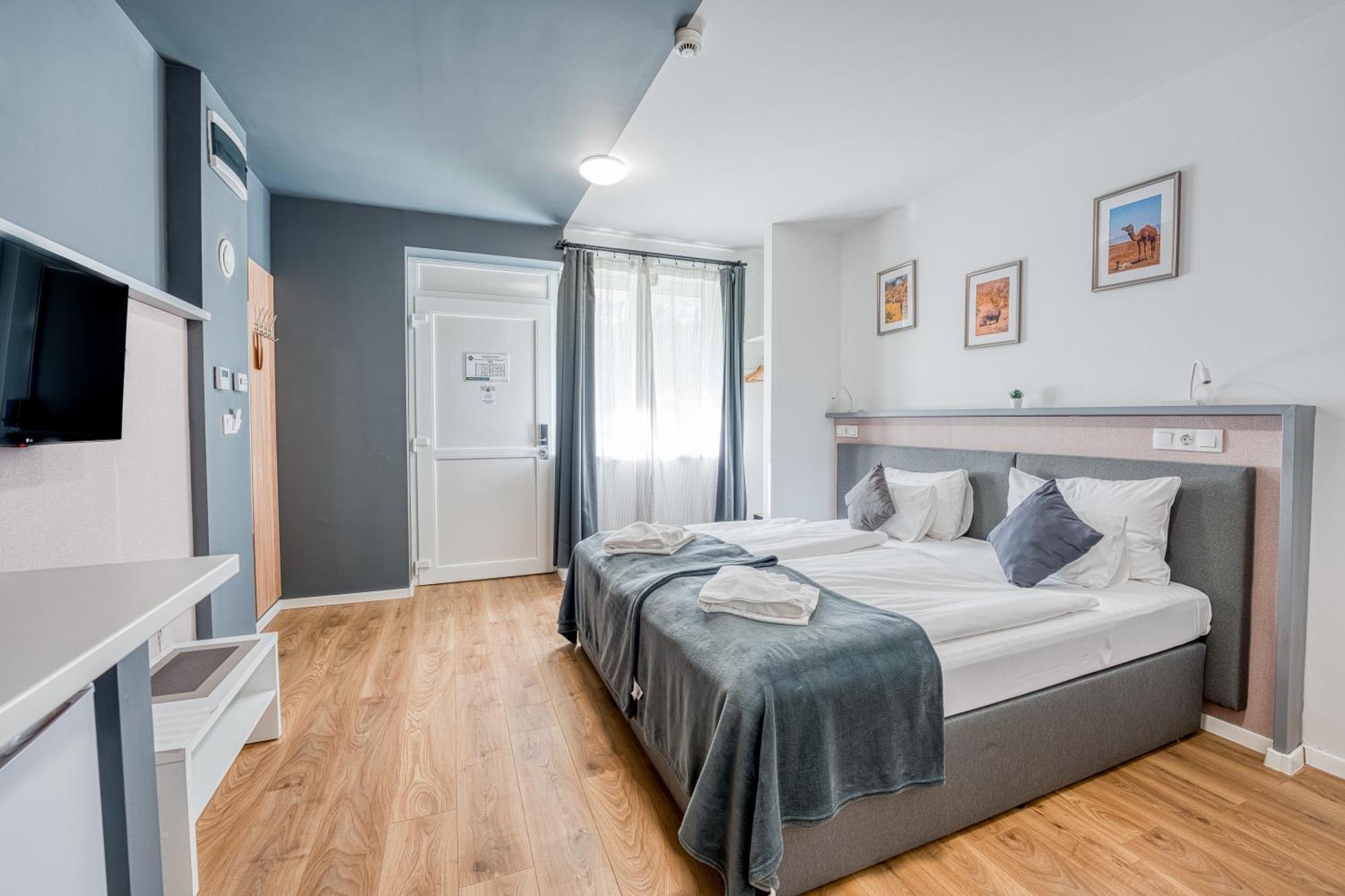 Safari Hotel Segedyn Zewnętrze zdjęcie
